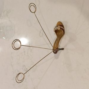 🛒$3 with bundle High heel Shoe Picture Holder